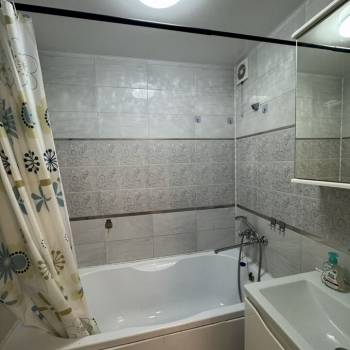 Сдается Многокомнатная квартира, 67,4 м²