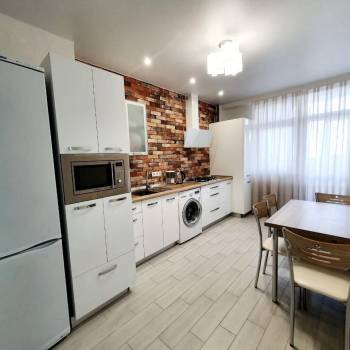 Продается 2-х комнатная квартира, 85,6 м²
