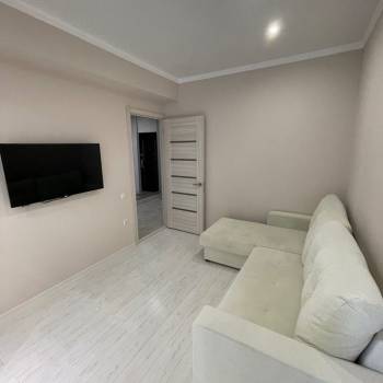 Сдается 1-комнатная квартира, 43 м²