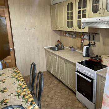 Сдается 2-х комнатная квартира, 60 м²