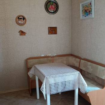 Сдается Многокомнатная квартира, 80 м²