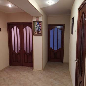 Сдается Многокомнатная квартира, 80 м²