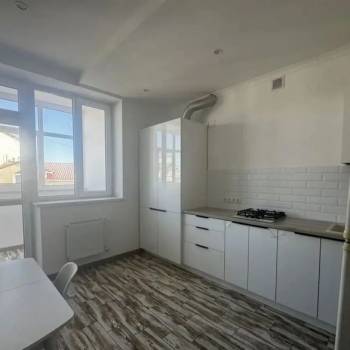 Сдается 1-комнатная квартира, 49,6 м²