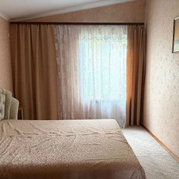 Сдается Многокомнатная квартира, 100 м²