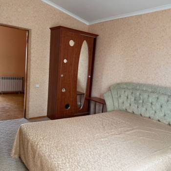 Сдается Многокомнатная квартира, 100 м²