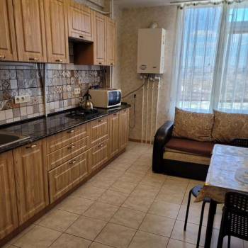 Сдается 1-комнатная квартира, 42 м²