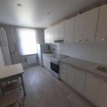 Сдается 2-х комнатная квартира, 64 м²