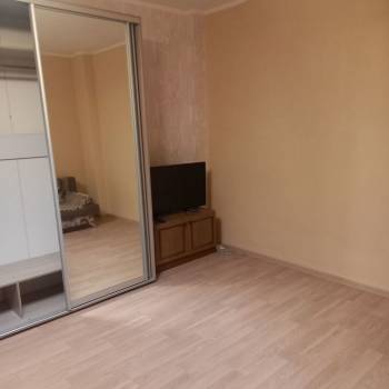 Сдается 1-комнатная квартира, 54 м²