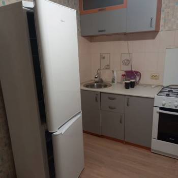 Сдается 1-комнатная квартира, 54 м²