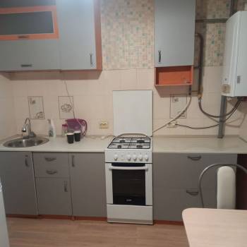 Сдается 1-комнатная квартира, 54 м²