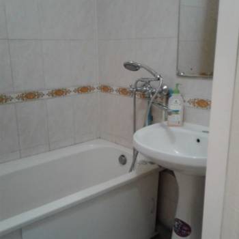 Сдается Многокомнатная квартира, 80 м²