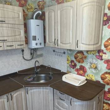 Сдается 1-комнатная квартира, 40 м²