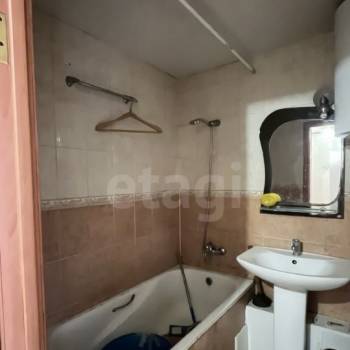 Продается 1-комнатная квартира, 40 м²