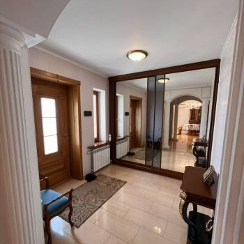 Продается Дом, 267 м²