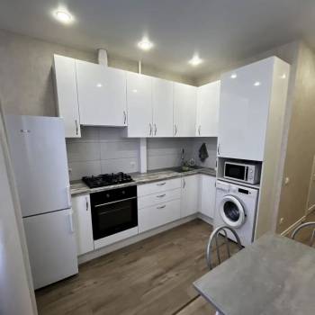 Сдается 1-комнатная квартира, 39 м²