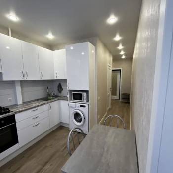 Сдается 1-комнатная квартира, 39 м²