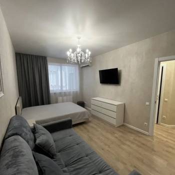 Сдается 1-комнатная квартира, 39 м²