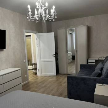 Сдается 1-комнатная квартира, 39 м²