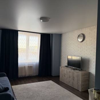 Сдается 1-комнатная квартира, 47 м²
