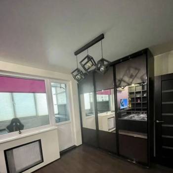 Сдается 1-комнатная квартира, 42 м²