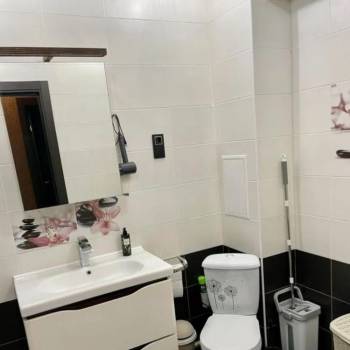 Сдается 1-комнатная квартира, 42 м²
