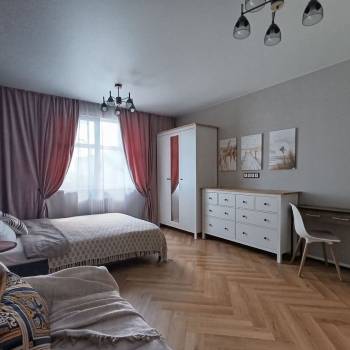 Сдается 1-комнатная квартира, 46 м²