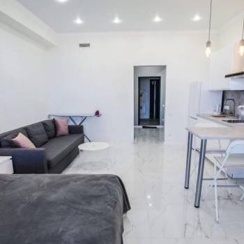 Сдается 1-комнатная квартира, 45 м²