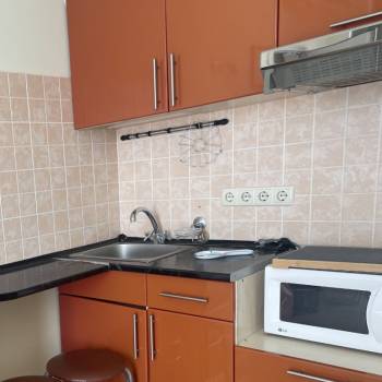 Сдается 1-комнатная квартира, 30 м²