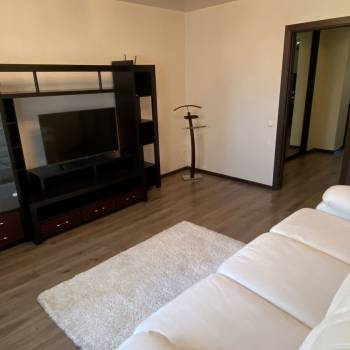 Сдается 2-х комнатная квартира, 54 м²