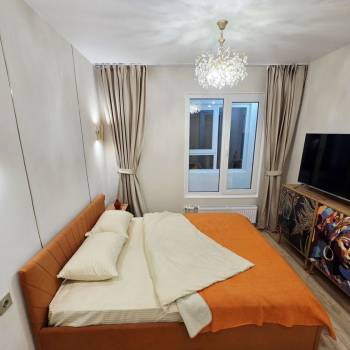Продается 1-комнатная квартира, 33 м²