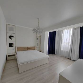 Сдается 1-комнатная квартира, 49 м²