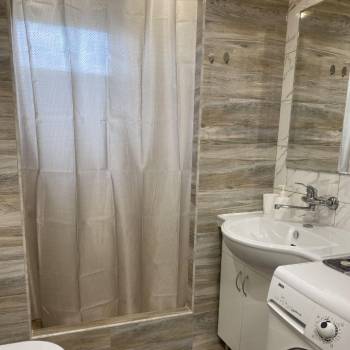 Продается 1-комнатная квартира, 33 м²