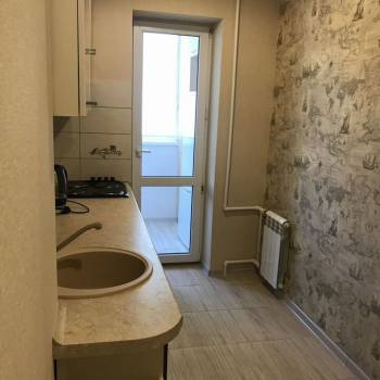 Сдается 1-комнатная квартира, 40 м²