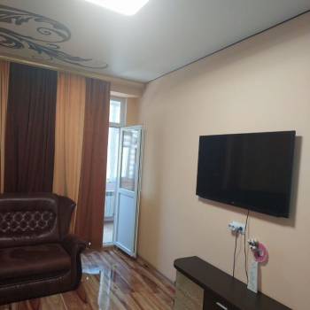 Продается 1-комнатная квартира, 39 м²