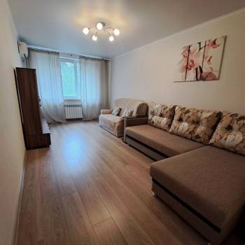 Сдается 1-комнатная квартира, 39,6 м²