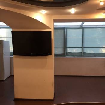 Сдается Многокомнатная квартира, 90 м²