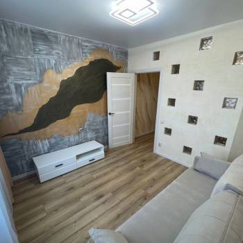 Сдается Многокомнатная квартира, 80 м²