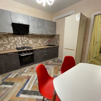Сдается Многокомнатная квартира, 80 м²
