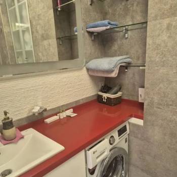Сдается 2-х комнатная квартира, 60 м²