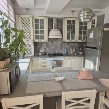 Сдается 2-х комнатная квартира, 60 м²