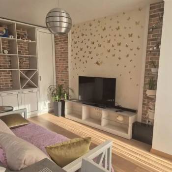 Сдается 2-х комнатная квартира, 60 м²
