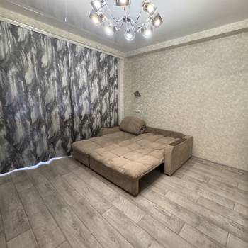 Сдается 1-комнатная квартира, 42 м²