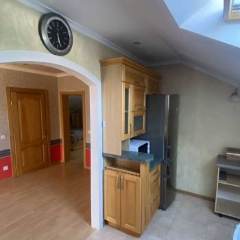 Сдается Многокомнатная квартира, 100 м²