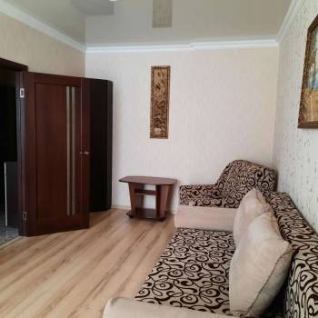 Сдается 1-комнатная квартира, 43 м²