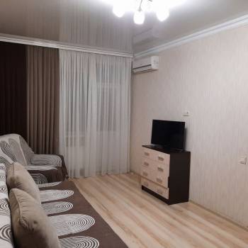 Сдается 1-комнатная квартира, 43 м²