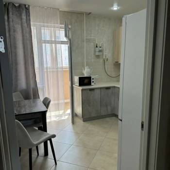 Сдается 1-комнатная квартира, 40 м²
