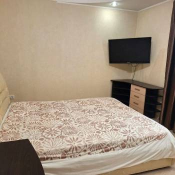Сдается 1-комнатная квартира, 40 м²
