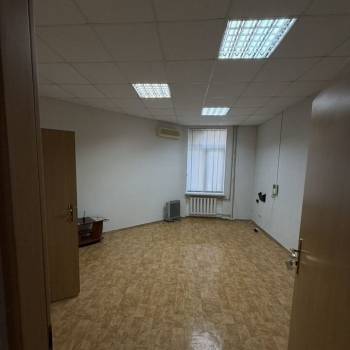 Сдается Нежилое помещение, 137 м²