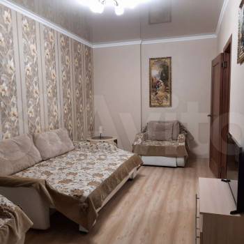 Сдается 1-комнатная квартира, 43 м²