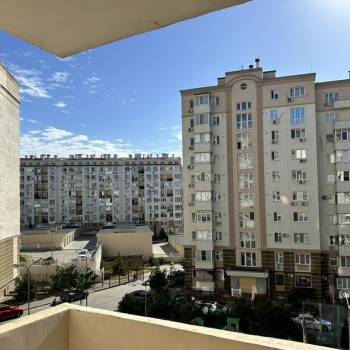 Продается 1-комнатная квартира, 50 м²
